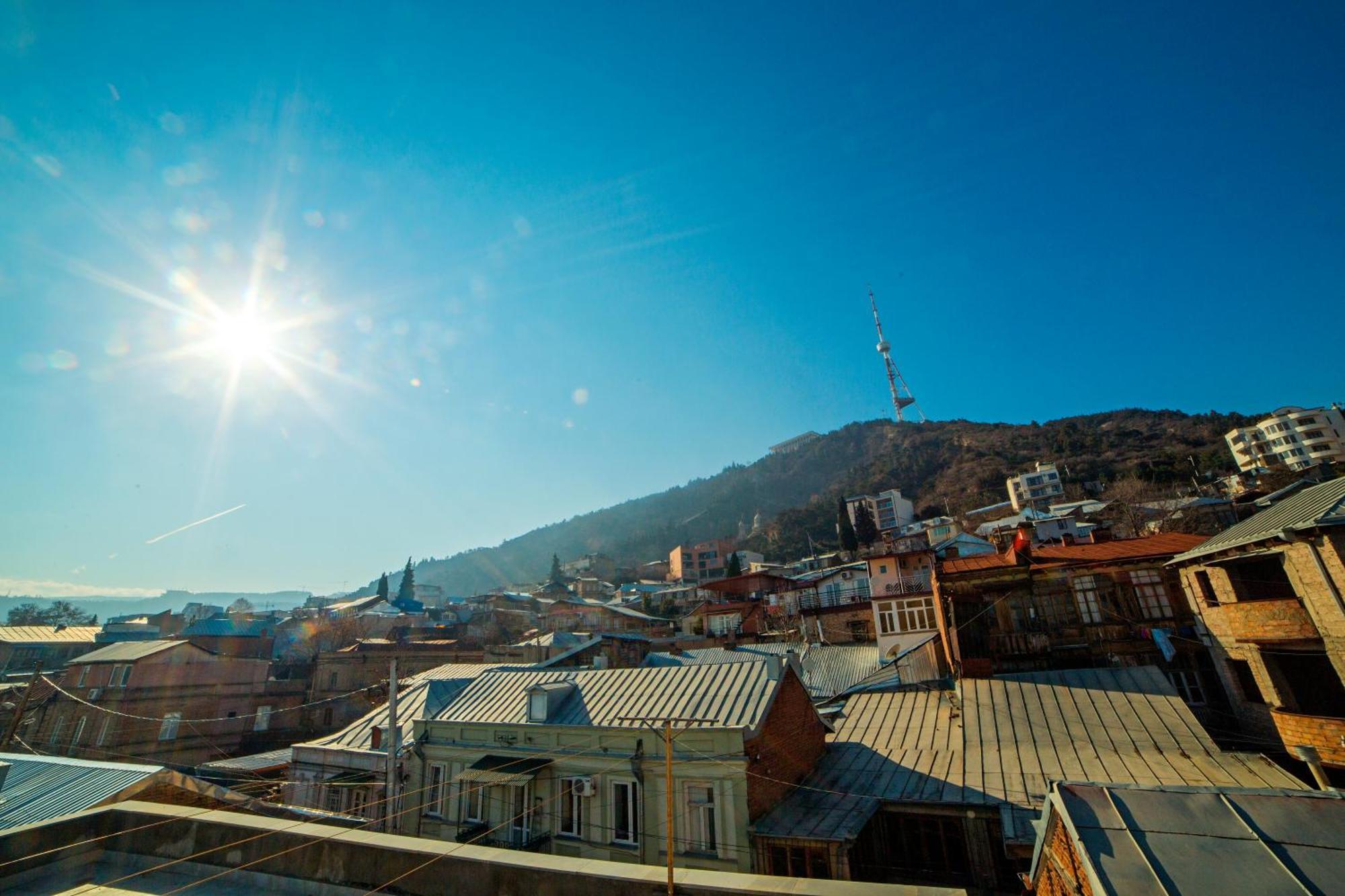 Hotel Kenari Tbilisi Buitenkant foto